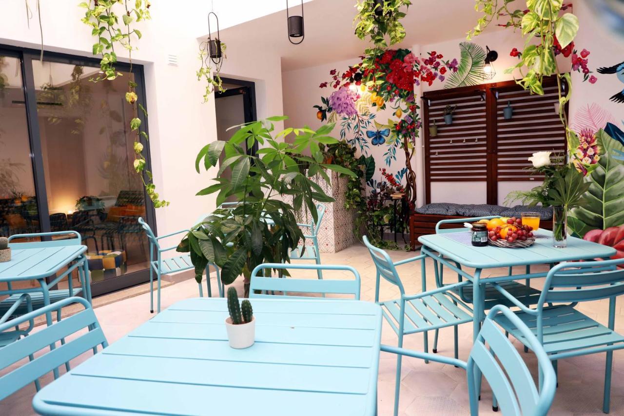 Le Jardin Secret De Faro Guesthouse المظهر الخارجي الصورة